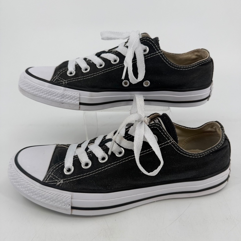 Converse Chuck Taylor All Star Low Top Black Canvas Sneakers M9166 Womens 8.5